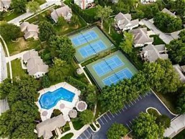 12401 Granada Road, Leawood, KS 66209