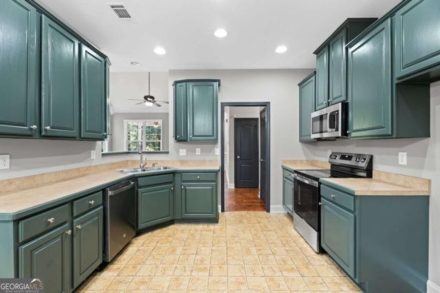 530 Kaitlin Circle, Griffin, GA 30223