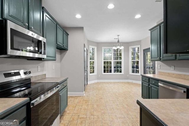 530 Kaitlin Circle, Griffin, GA 30223