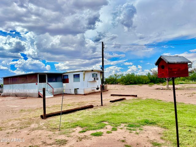 6910 N BLACKBERRY Place, Mcneal, AZ 85617