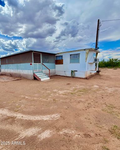 6910 N BLACKBERRY Place, Mcneal, AZ 85617