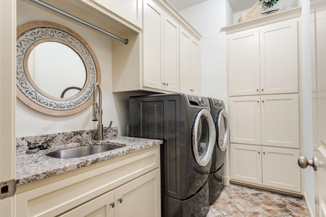 11405 Vicksburg Avenue, Lubbock, TX 79424