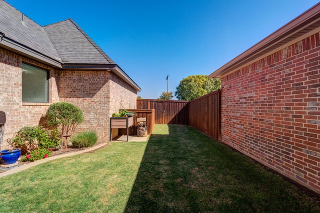 11405 Vicksburg Avenue, Lubbock, TX 79424
