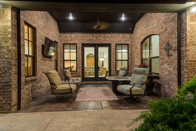 11405 Vicksburg Avenue, Lubbock, TX 79424