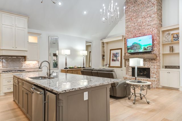 11405 Vicksburg Avenue, Lubbock, TX 79424