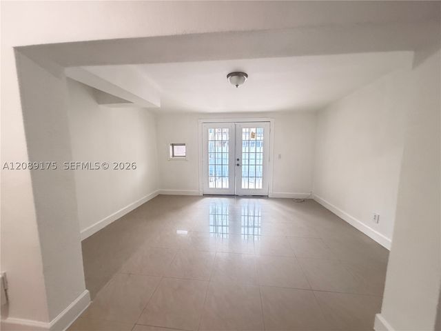 10962 SW 4th St I2, Sweetwater, FL 33174