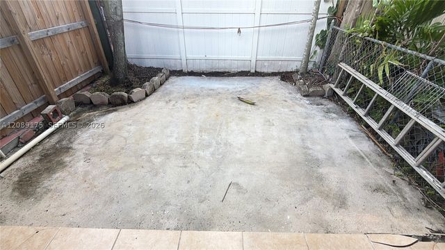 10962 SW 4th St I2, Sweetwater, FL 33174