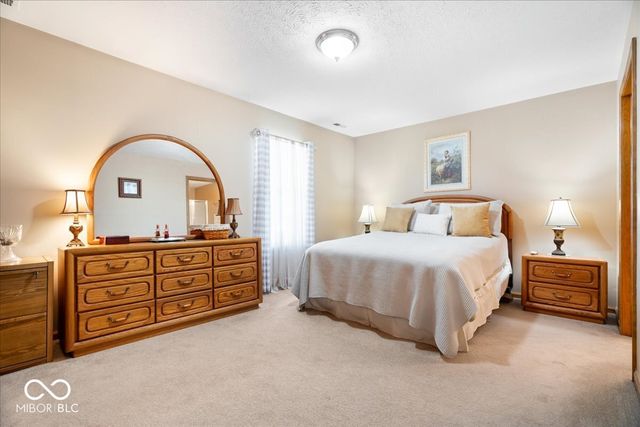 7686 Sea Crest Way S, Noblesville, IN 46062