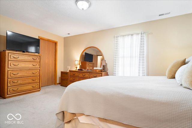 7686 Sea Crest Way S, Noblesville, IN 46062