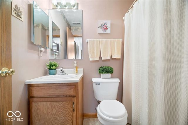 7686 Sea Crest Way S, Noblesville, IN 46062