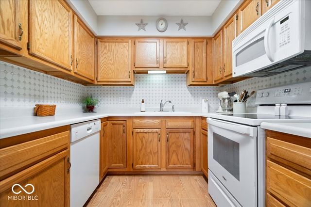 7686 Sea Crest Way S, Noblesville, IN 46062