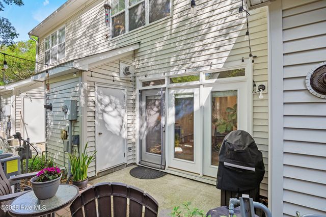 5813 Wrightsville Avenue Apt 153, Wilmington, NC 28403