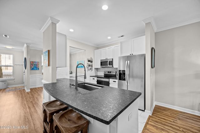 5813 Wrightsville Avenue Apt 153, Wilmington, NC 28403