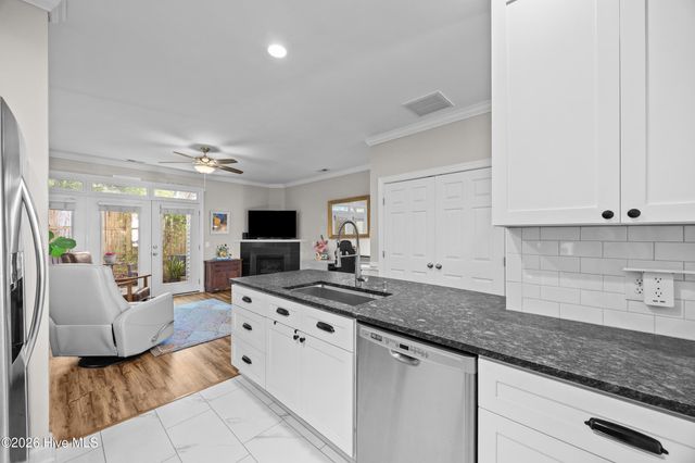 5813 Wrightsville Avenue Apt 153, Wilmington, NC 28403
