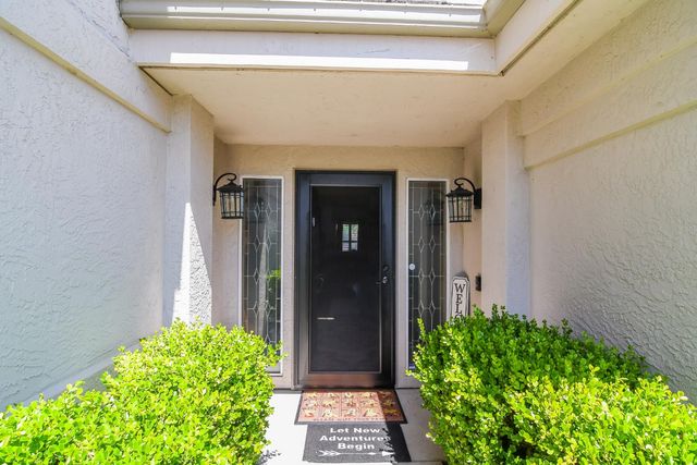 7613 Glenbain Way, Elk Grove, CA 95758