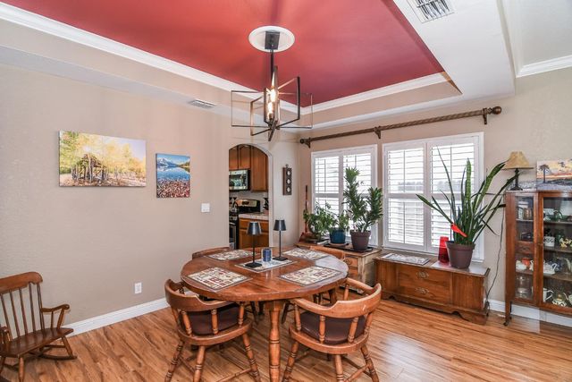 7613 Glenbain Way, Elk Grove, CA 95758