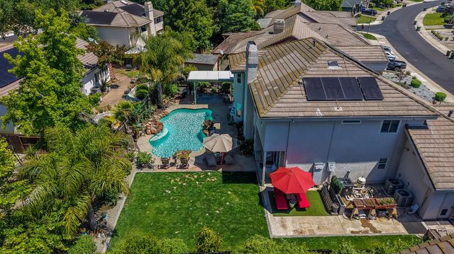 7613 Glenbain Way, Elk Grove, CA 95758