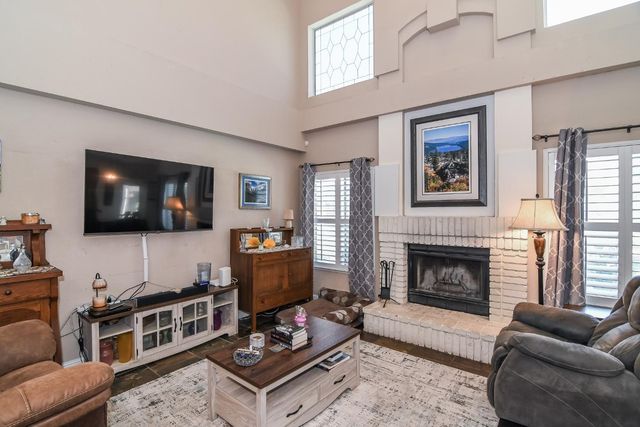 7613 Glenbain Way, Elk Grove, CA 95758