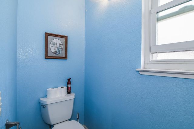 7613 Glenbain Way, Elk Grove, CA 95758