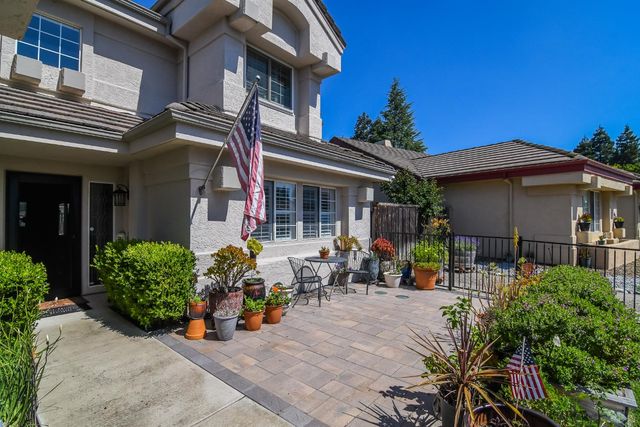 7613 Glenbain Way, Elk Grove, CA 95758