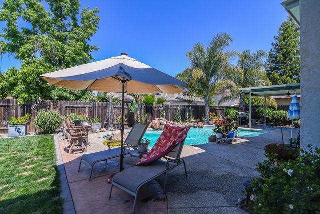 7613 Glenbain Way, Elk Grove, CA 95758
