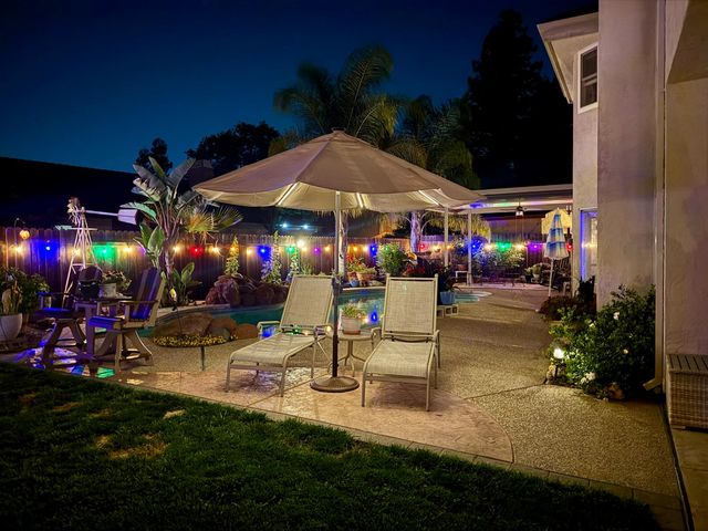 7613 Glenbain Way, Elk Grove, CA 95758