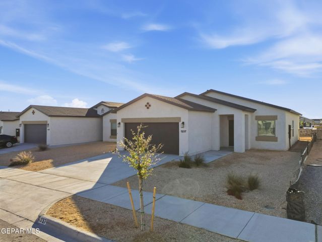 13829 Summer Wave Avenue, El Paso, TX 79928