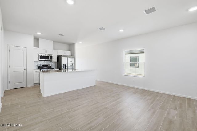 13829 Summer Wave Avenue, El Paso, TX 79928
