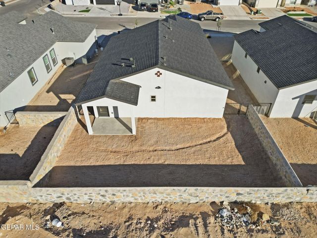 13829 Summer Wave Avenue, El Paso, TX 79928