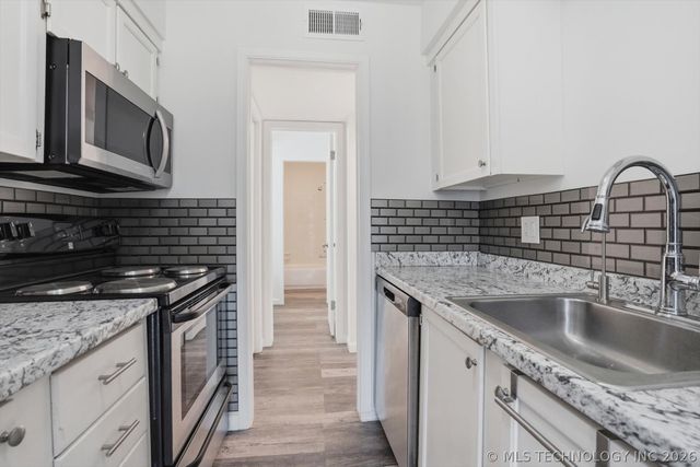 4640 E 68th Street 183, Tulsa, OK 74136