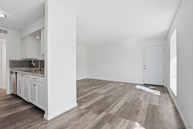 4640 E 68th Street 183, Tulsa, OK 74136