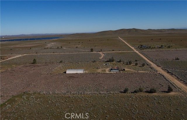 183 Ave E-8, Fairmont, CA 93536