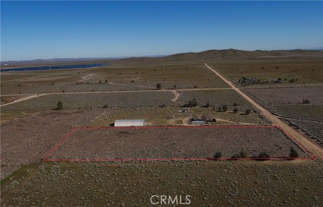 183 Ave E-8, Fairmont, CA 93536