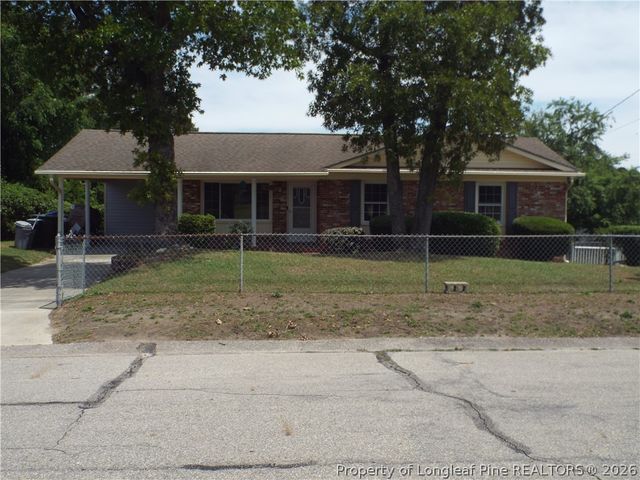 1909 Ashton Road, Fayetteville, NC 28304