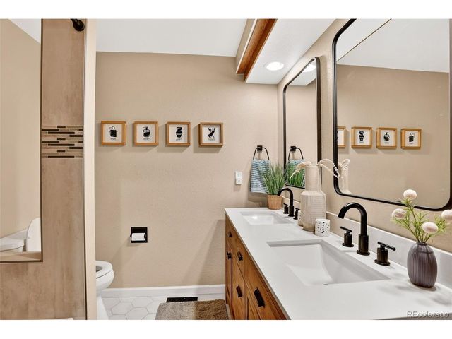 5295 S Laredo Way, Centennial, CO 80015