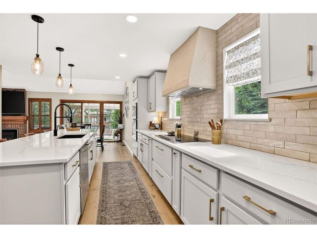 5295 S Laredo Way, Centennial, CO 80015