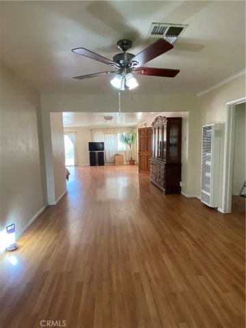 17430 Saticoy, Van Nuys, CA 91406