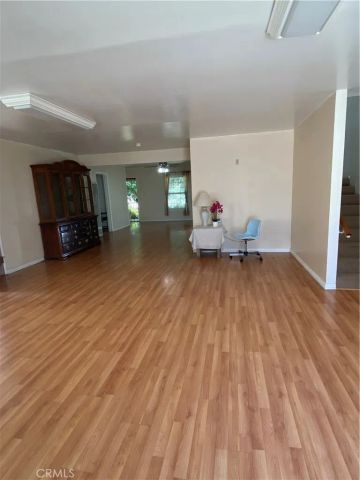 17430 Saticoy, Van Nuys, CA 91406