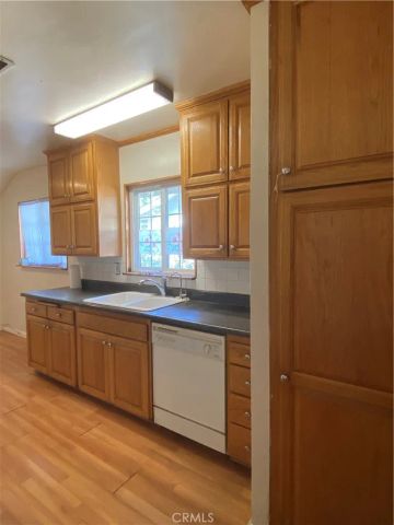 17430 Saticoy, Van Nuys, CA 91406