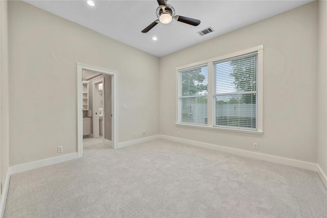 1205 Norwalk LN D, Austin, TX 78703