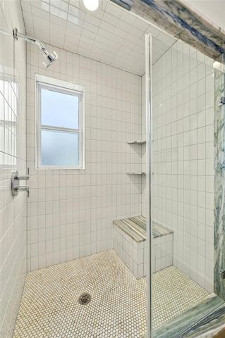1205 Norwalk LN D, Austin, TX 78703