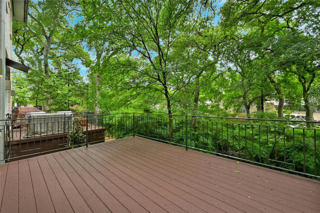1205 Norwalk LN D, Austin, TX 78703