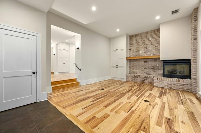 1205 Norwalk LN D, Austin, TX 78703