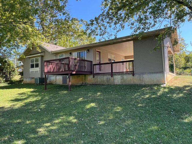 103 W 9th Street, Willow Springs, MO 65793