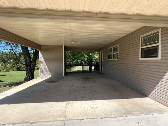 103 W 9th Street, Willow Springs, MO 65793