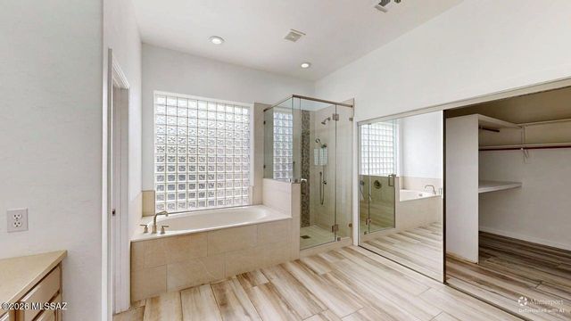 2470 N Castle Rock Drive, Tucson, AZ 85749