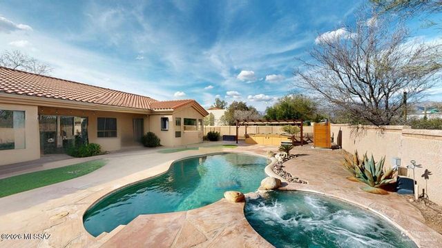 2470 N Castle Rock Drive, Tucson, AZ 85749