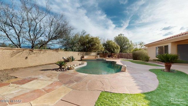 2470 N Castle Rock Drive, Tucson, AZ 85749