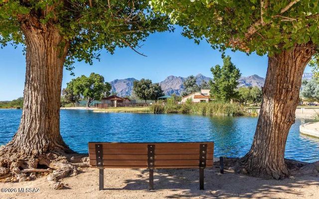 2470 N Castle Rock Drive, Tucson, AZ 85749