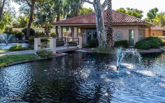 2470 N Castle Rock Drive, Tucson, AZ 85749